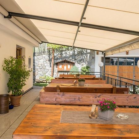 Hofschenke Pfeiftal - Bergwiese San Martino In Passiria  Екстериор снимка