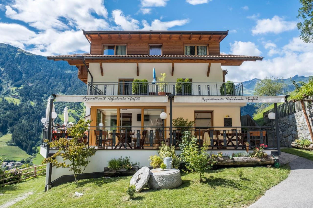 Hofschenke Pfeiftal - Bergwiese San Martino In Passiria  Екстериор снимка