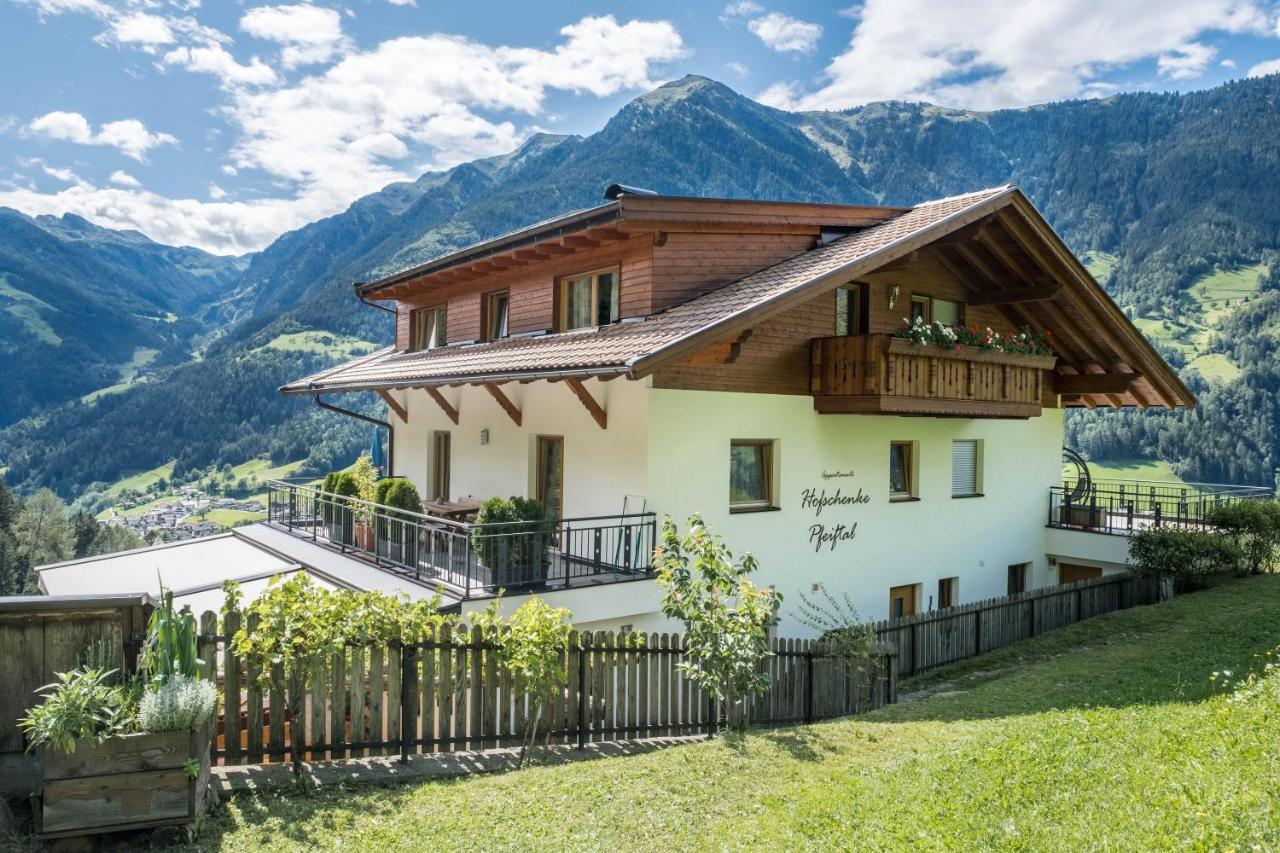Hofschenke Pfeiftal - Bergwiese San Martino In Passiria  Екстериор снимка